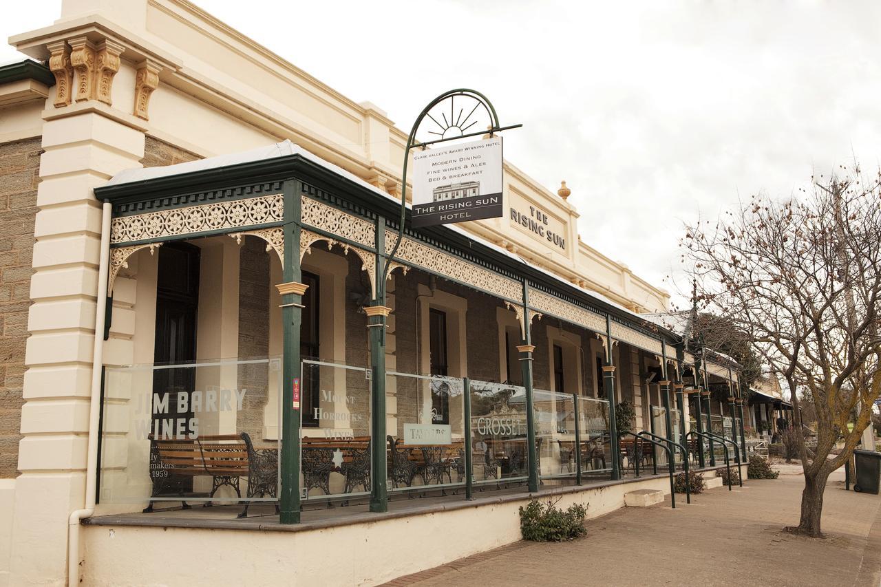 The Rising Sun Hotel Auburn Exterior photo